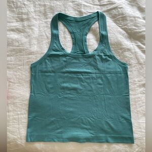Lululemon - swiftly tech tank racer back race length size 6